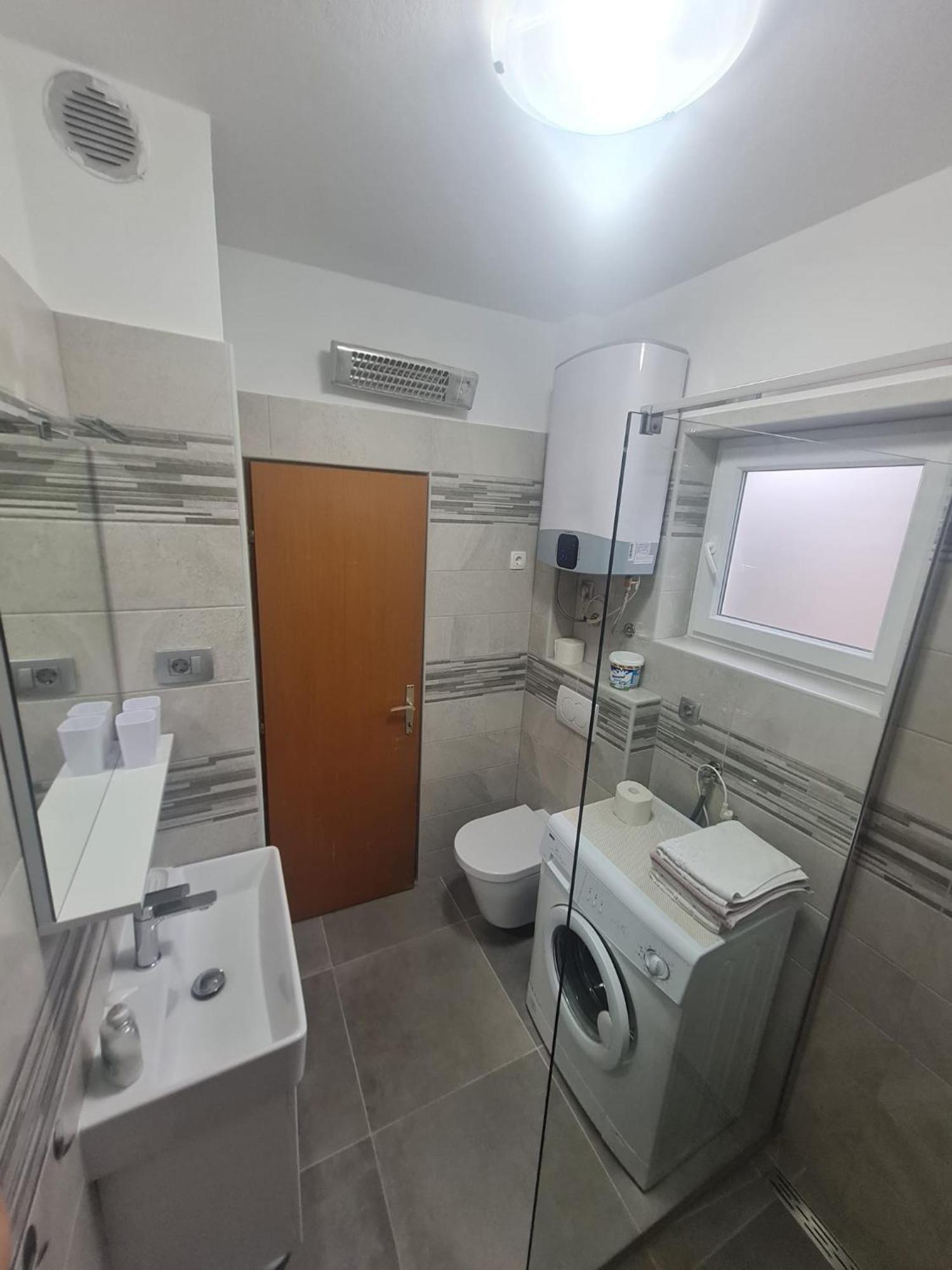 Apartment Anton Pinezici  Luaran gambar