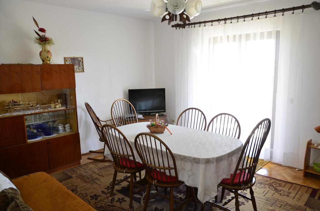 Apartment Anton Pinezici  Luaran gambar