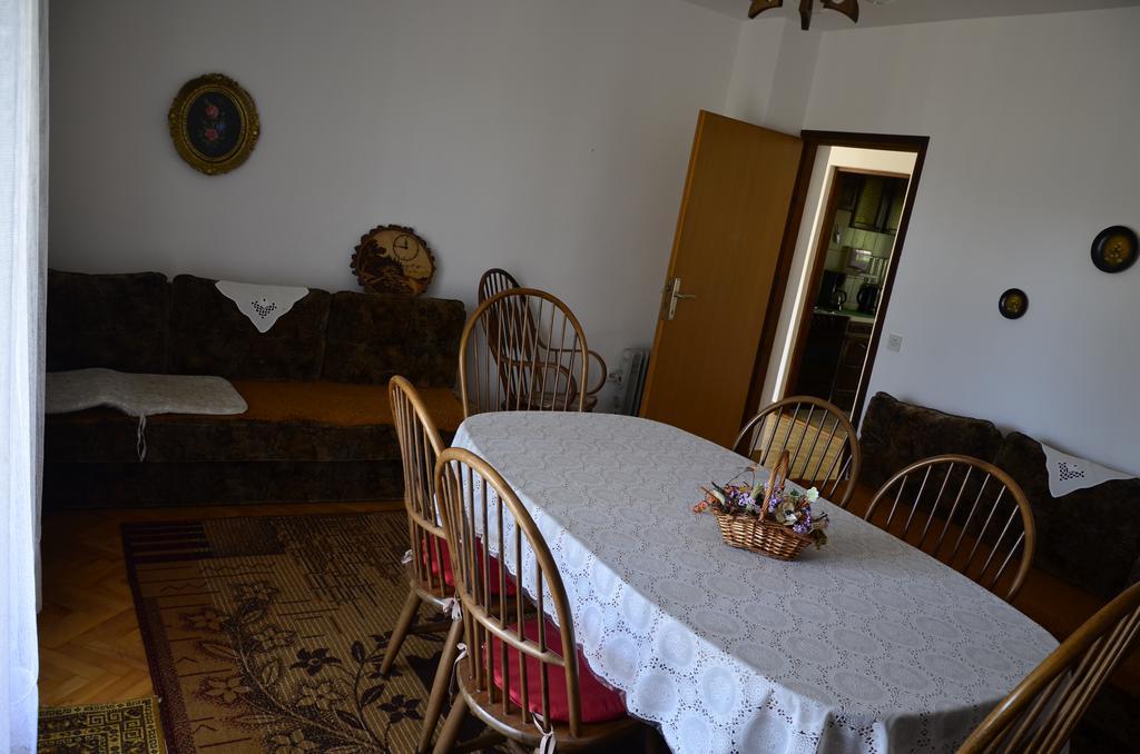 Apartment Anton Pinezici  Luaran gambar
